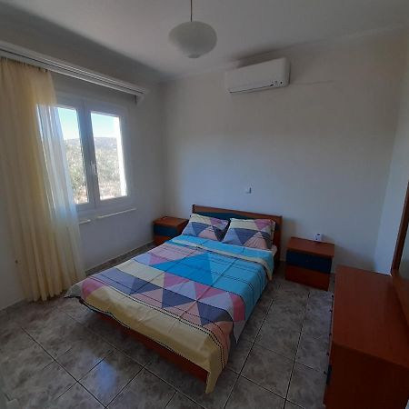 Elafonisos Detached House In Quiet Olive Grove, Starlink Internet & Smart Projector! Villa Esterno foto
