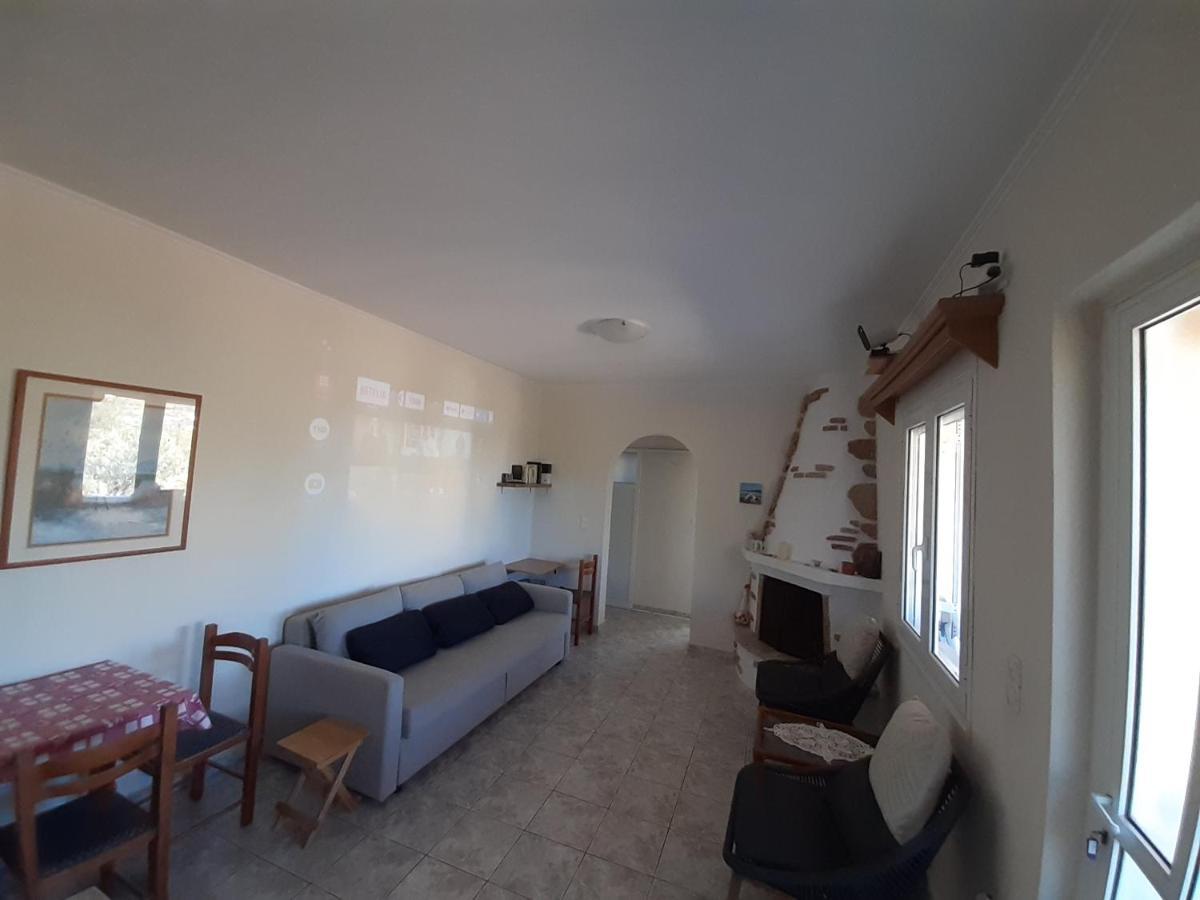 Elafonisos Detached House In Quiet Olive Grove, Starlink Internet & Smart Projector! Villa Esterno foto